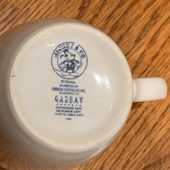 Disney set of 4 Mickey Mouse coffee cups - Picture 4 of 12